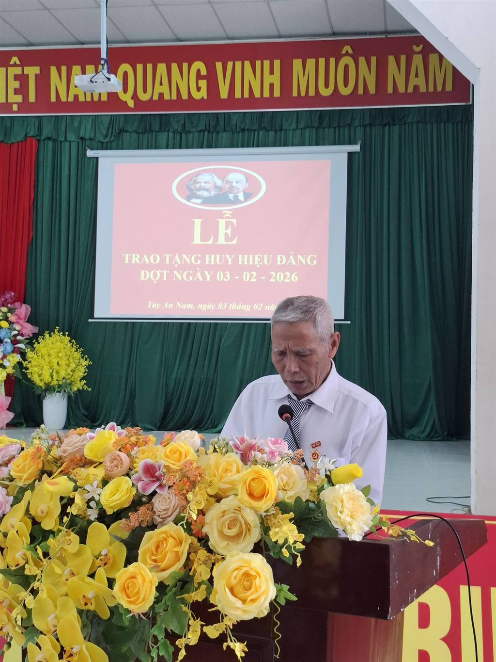 anh tin bai